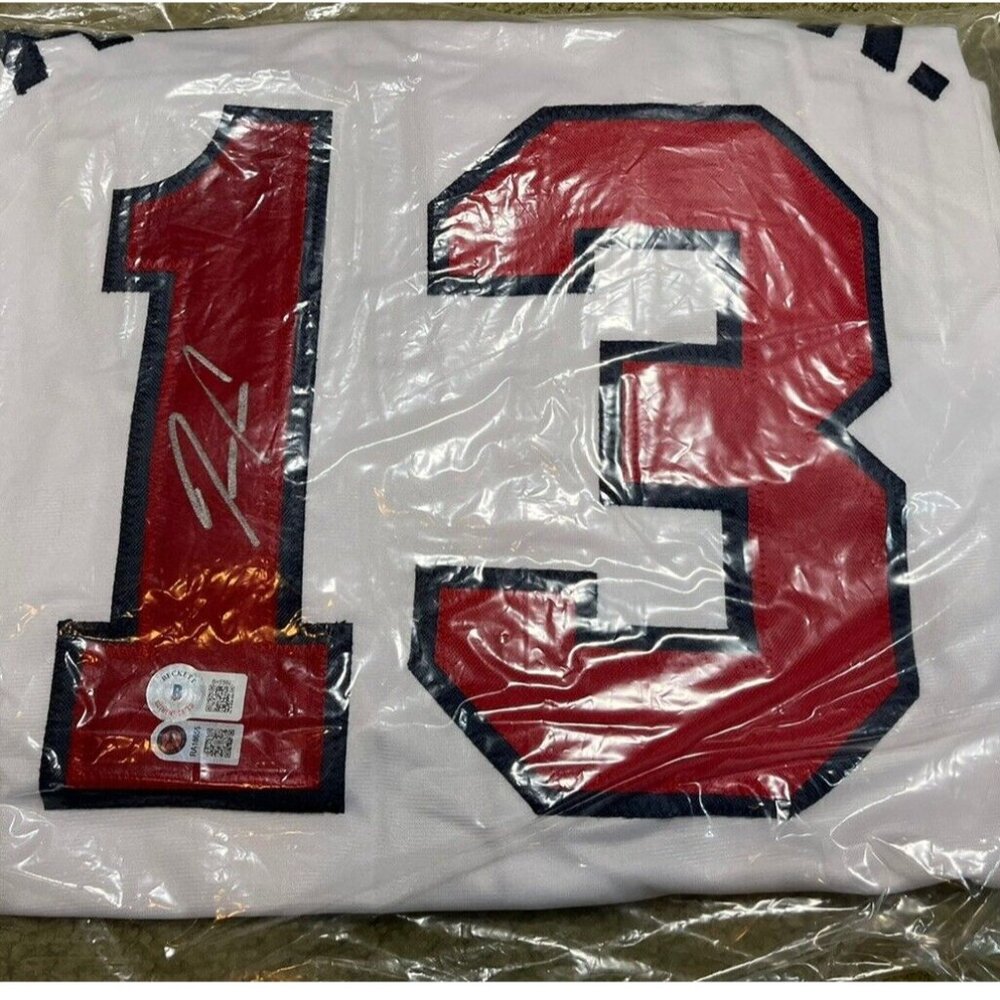 New! BRAVES RONALD ACUNA JR. AUTOGRAPHED NIKE WHITE JERSEY SIZE XL BECKETT Coa